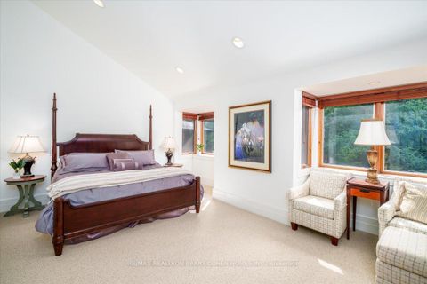 Photo 38 at 20 Woodsend Crescent, Aurora Estates, Aurora