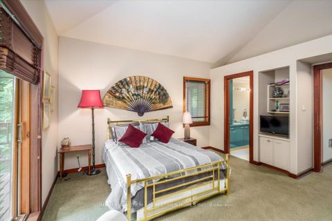 Photo 40 at 20 Woodsend Crescent, Aurora Estates, Aurora