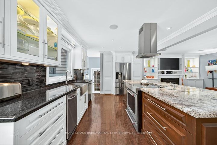 Photo 16 at 272 Goodram Drive E, Shoreacres, Burlington