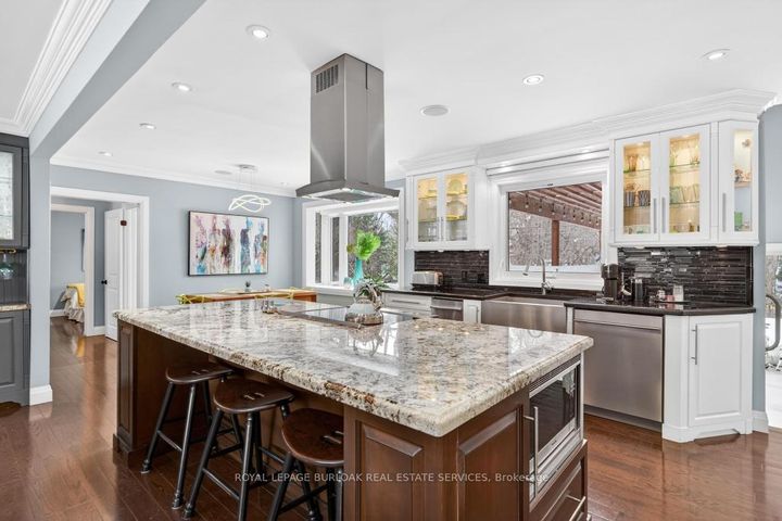 Photo 17 at 272 Goodram Drive E, Shoreacres, Burlington