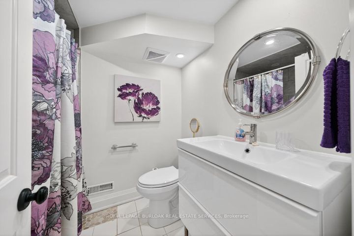 Photo 29 at 272 Goodram Drive E, Shoreacres, Burlington