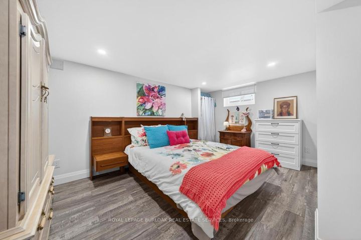 Photo 32 at 272 Goodram Drive E, Shoreacres, Burlington