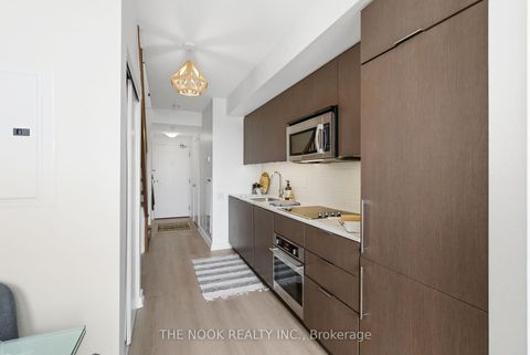 Photo 12 at 309 - 5 Hanna Avenue, Niagara, Toronto