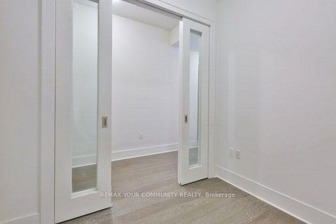 Photo 8 at 918 - 29 Queens Quay E, Waterfront Communities C8, Toronto