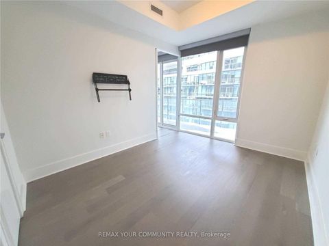 Photo 9 at 918 - 29 Queens Quay E, Waterfront Communities C8, Toronto