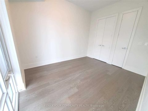 Photo 11 at 918 - 29 Queens Quay E, Waterfront Communities C8, Toronto