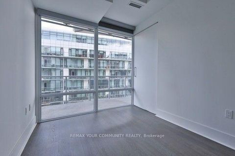 Photo 13 at 918 - 29 Queens Quay E, Waterfront Communities C8, Toronto