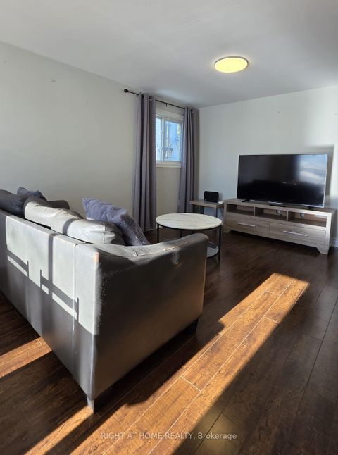 Photo 9 at 15 Argyle Road, Sunnidale, Barrie