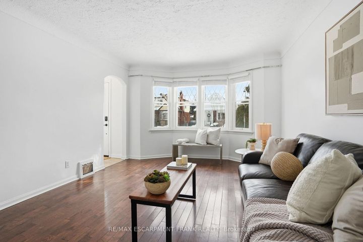 Photo 6 at 153 PARKVIEW Drive, Westdale, Hamilton