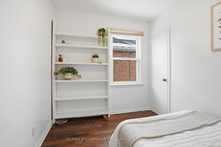 Photo 14 at 153 PARKVIEW Drive, Westdale, Hamilton