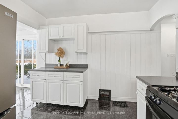 Photo 19 at 153 PARKVIEW Drive, Westdale, Hamilton