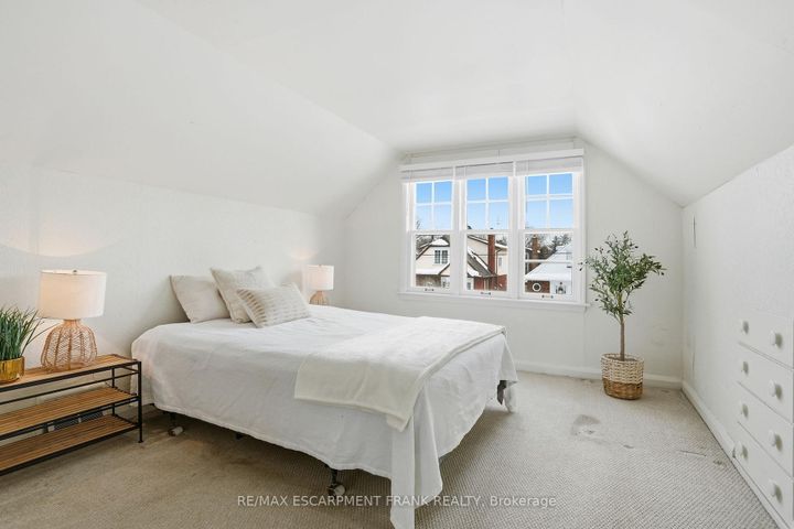 Photo 26 at 153 PARKVIEW Drive, Westdale, Hamilton