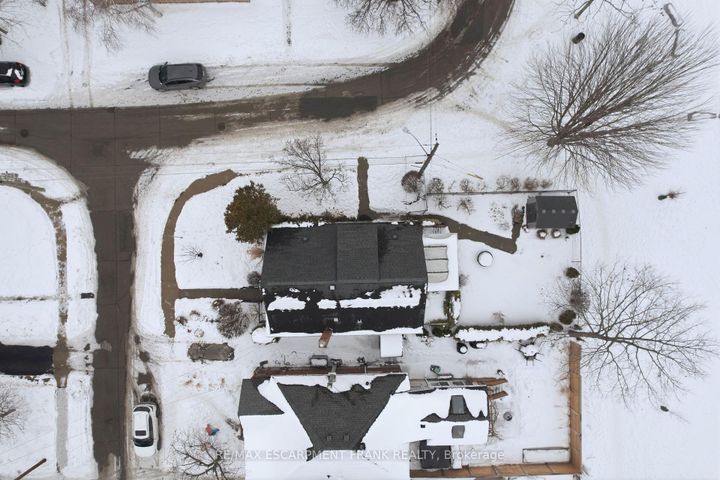 Photo 49 at 153 PARKVIEW Drive, Westdale, Hamilton