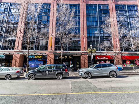 Photo 1 at 16 - 16 Church Street, Waterfront Communities C8, Toronto