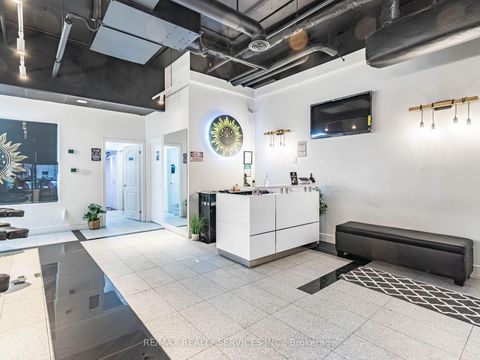 Photo 9 at 16 - 16 Church Street, Waterfront Communities C8, Toronto