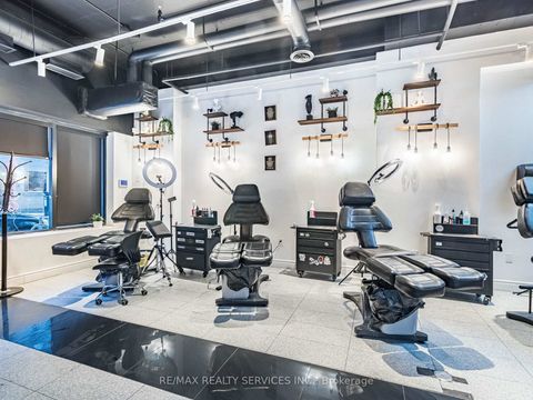 Photo 11 at 16 - 16 Church Street, Waterfront Communities C8, Toronto