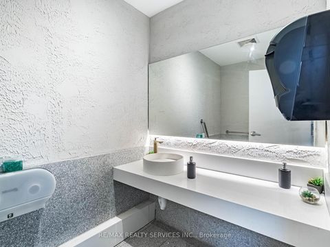 Photo 17 at 16 - 16 Church Street, Waterfront Communities C8, Toronto