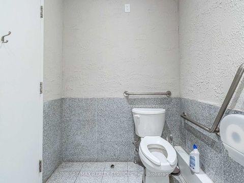 Photo 18 at 16 - 16 Church Street, Waterfront Communities C8, Toronto