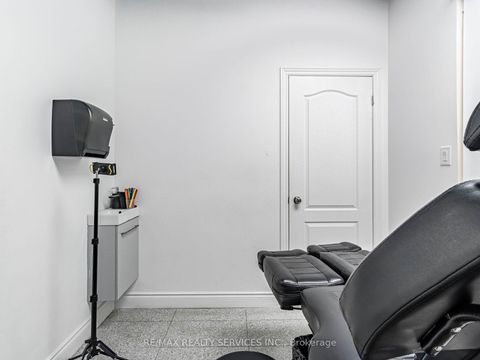 Photo 22 at 16 - 16 Church Street, Waterfront Communities C8, Toronto