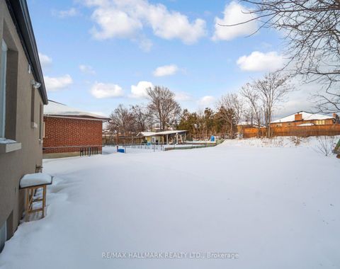 Photo 24 at 1 Tumpane Street, CFB, Toronto