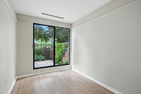 Photo 15 at 101 - 337 Simcoe Street N, O'Neill, Oshawa