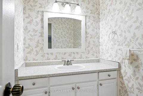 Photo 20 at 101 - 337 Simcoe Street N, O'Neill, Oshawa