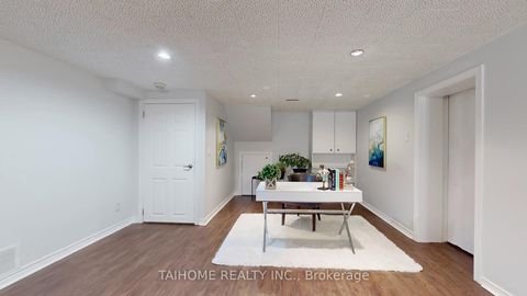 Photo 34 at 10 Centurion Court, Steeles, Toronto