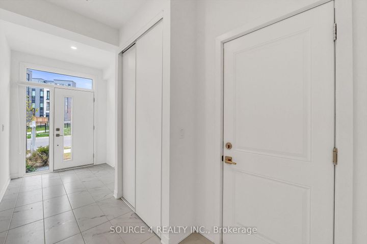 Photo 3 at 3049 Trailside Drive, GO Glenorchy, Oakville