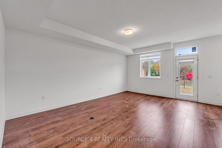 Photo 4 at 3049 Trailside Drive, GO Glenorchy, Oakville