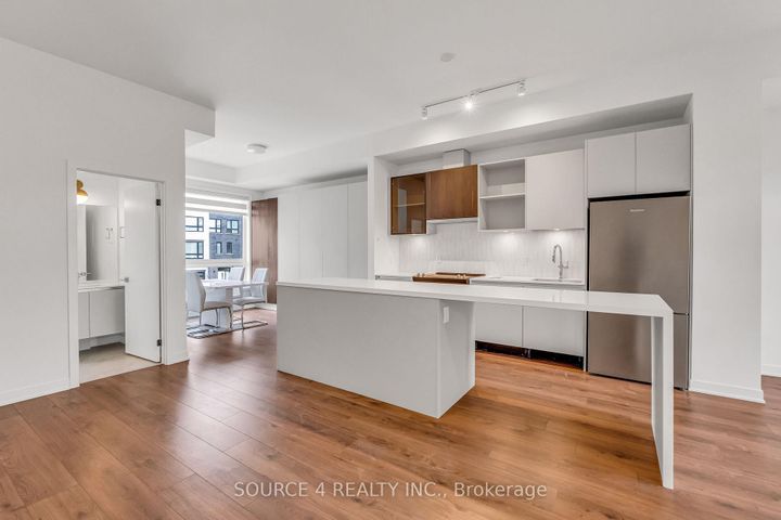 Photo 7 at 3049 Trailside Drive, GO Glenorchy, Oakville