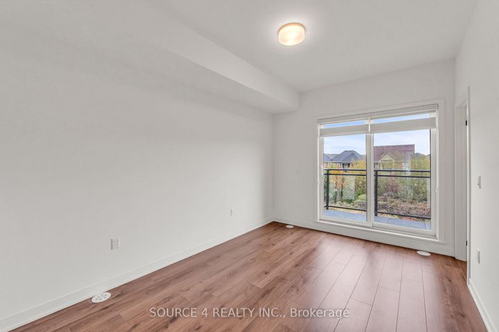 Photo 21 at 3049 Trailside Drive, GO Glenorchy, Oakville