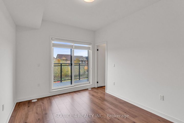 Photo 22 at 3049 Trailside Drive, GO Glenorchy, Oakville