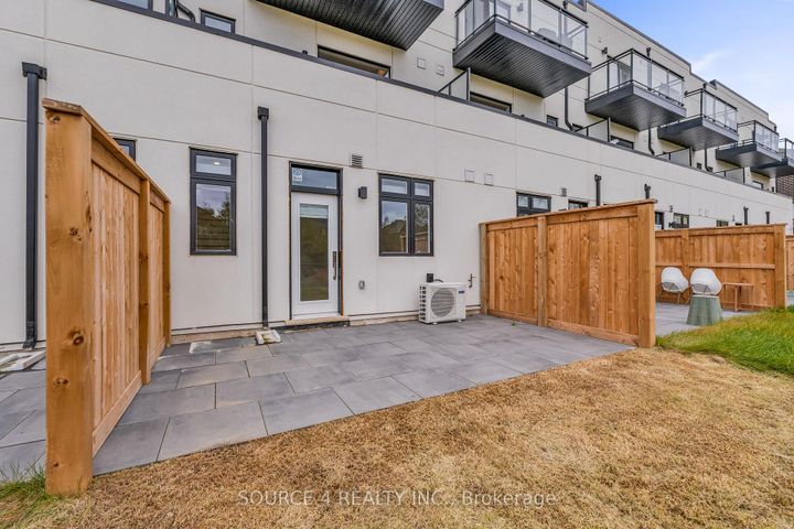 Photo 39 at 3049 Trailside Drive, GO Glenorchy, Oakville