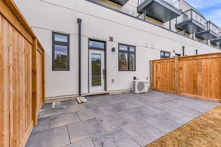 Photo 40 at 3049 Trailside Drive, GO Glenorchy, Oakville