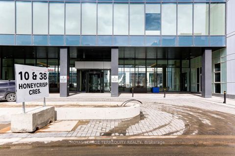 Photo 1 at 607 - 38 Honeycrisp Crescent, Vaughan Corporate Centre, Vaughan