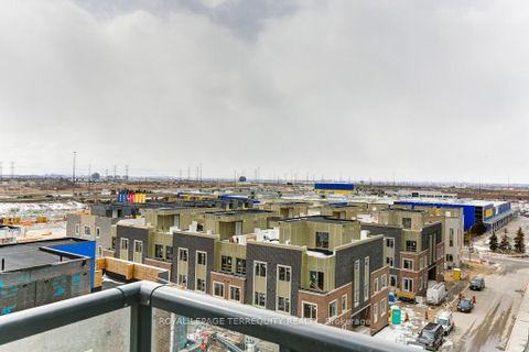Photo 20 at 607 - 38 Honeycrisp Crescent, Vaughan Corporate Centre, Vaughan