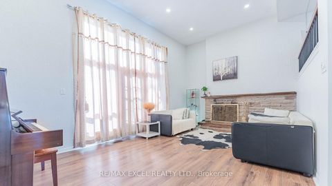 Photo 3 at 1 - 20 Crockamhill Drive, Agincourt North, Toronto