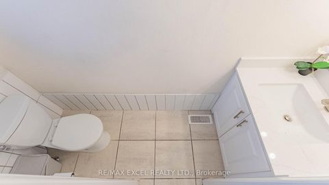 Photo 16 at 1 - 20 Crockamhill Drive, Agincourt North, Toronto