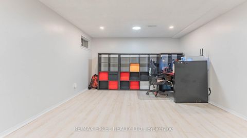 Photo 18 at 1 - 20 Crockamhill Drive, Agincourt North, Toronto