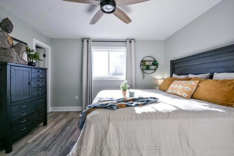 Photo 20 at 27 Claire Drive, Painswick South, Barrie