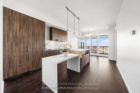 Photo 16 at 6010 - 1 Bloor Street E, Yonge Corridor, Toronto