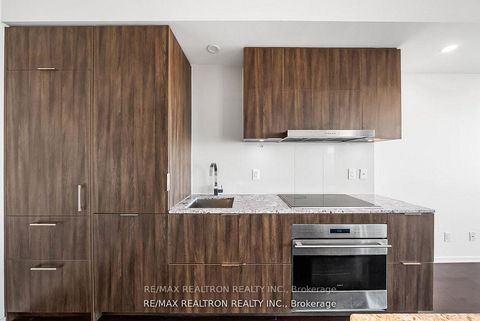 Photo 18 at 6010 - 1 Bloor Street E, Yonge Corridor, Toronto