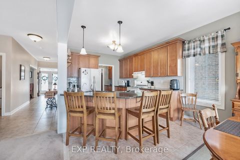 Photo 11 at 106 Succession Crescent, Shore, Barrie