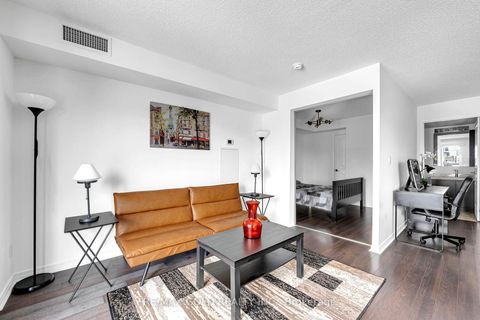 Photo 9 at 710 - 352 Front Street W, Waterfront Communities C1, Toronto