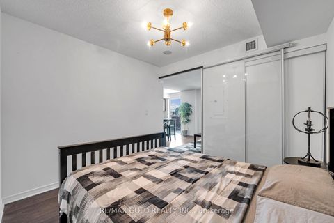 Photo 19 at 710 - 352 Front Street W, Waterfront Communities C1, Toronto