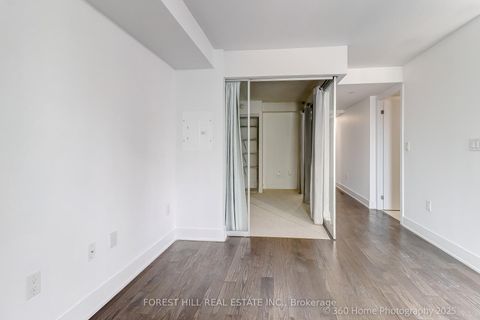 Photo 16 at 2103 - 955 Bay Street, Bay Street Corridor, Toronto