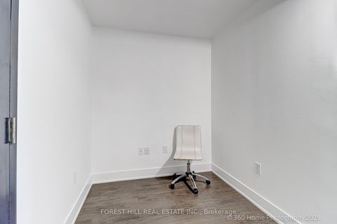 Photo 32 at 2103 - 955 Bay Street, Bay Street Corridor, Toronto