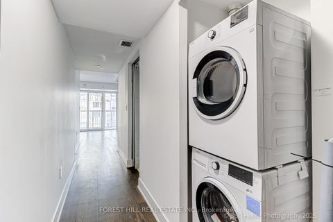 Photo 34 at 2103 - 955 Bay Street, Bay Street Corridor, Toronto