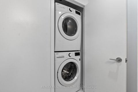 Photo 12 at 1805 - 120 Parliament Street, Moss Park, Toronto