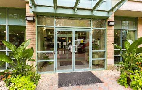 Photo 4 at LPH07 - 7 Michael Power Place, City Centre West, Toronto